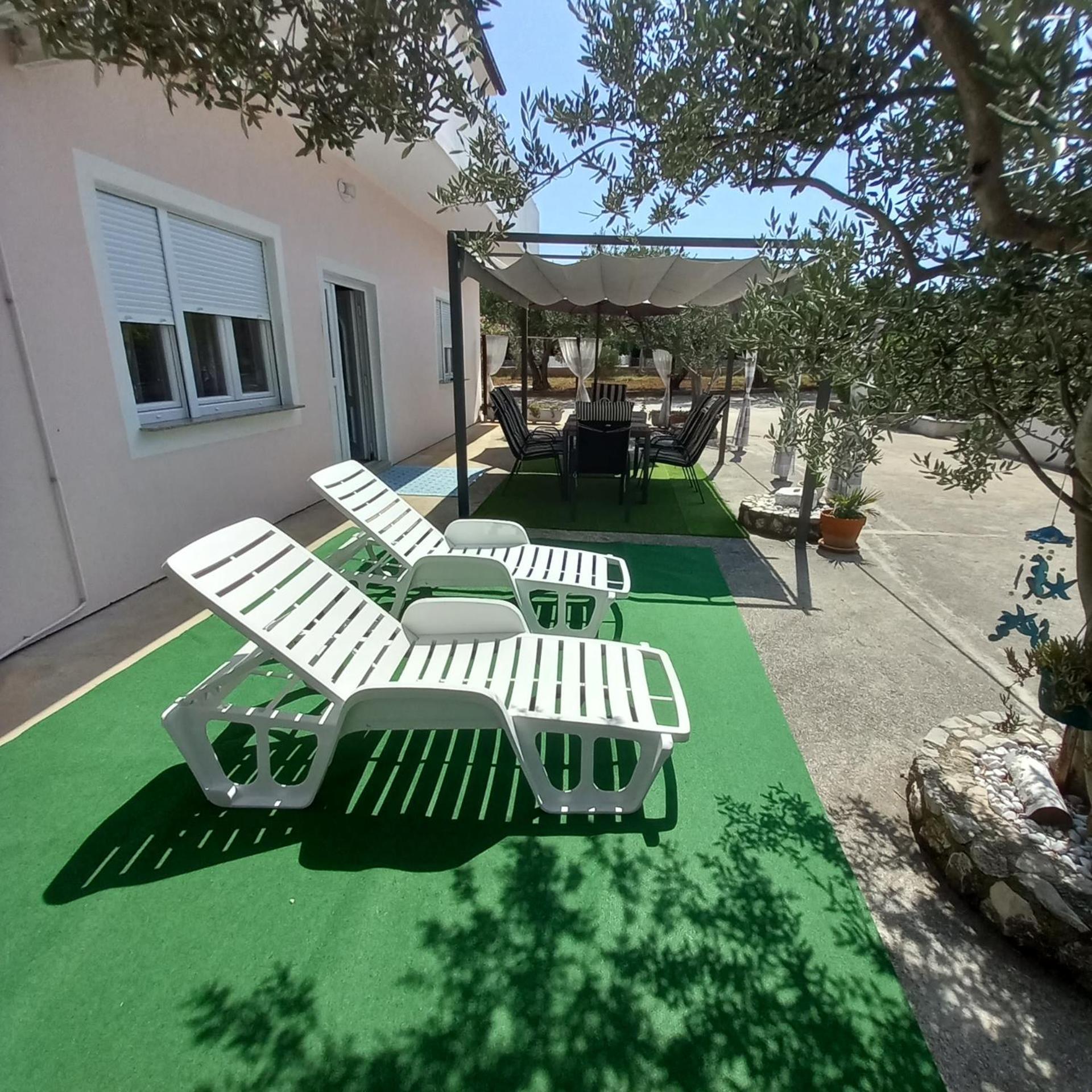 Apartment T&L Vir Luaran gambar