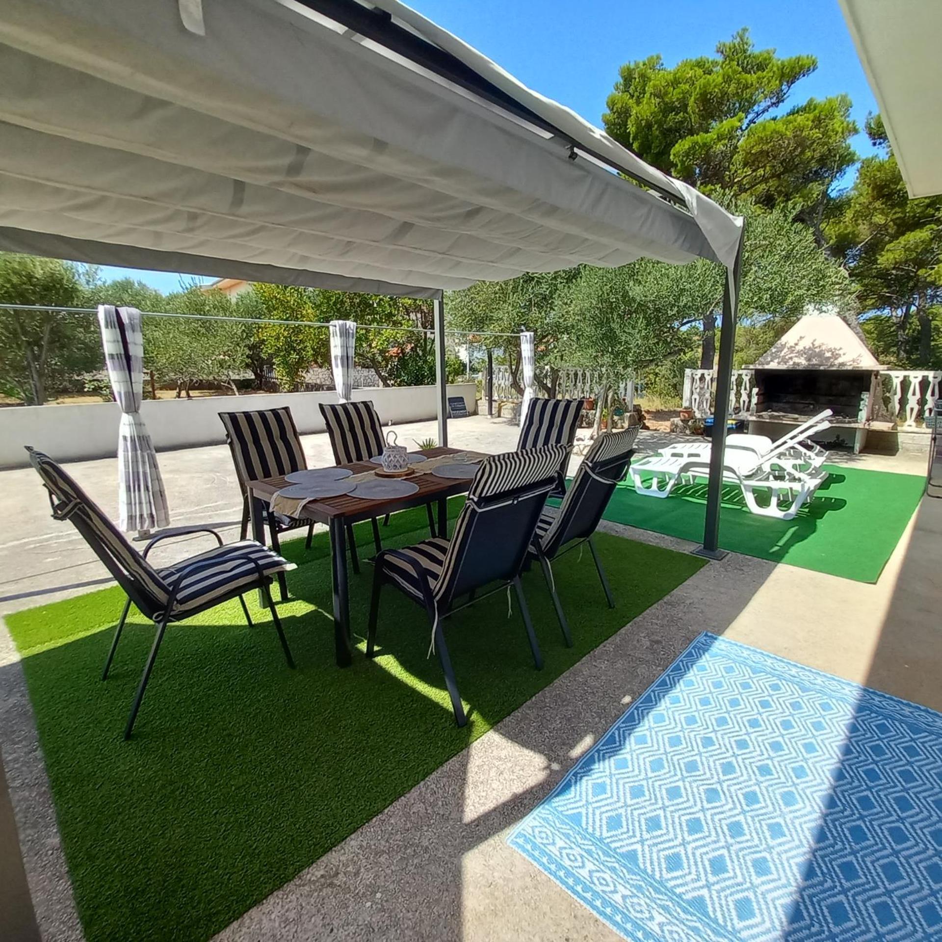Apartment T&L Vir Luaran gambar