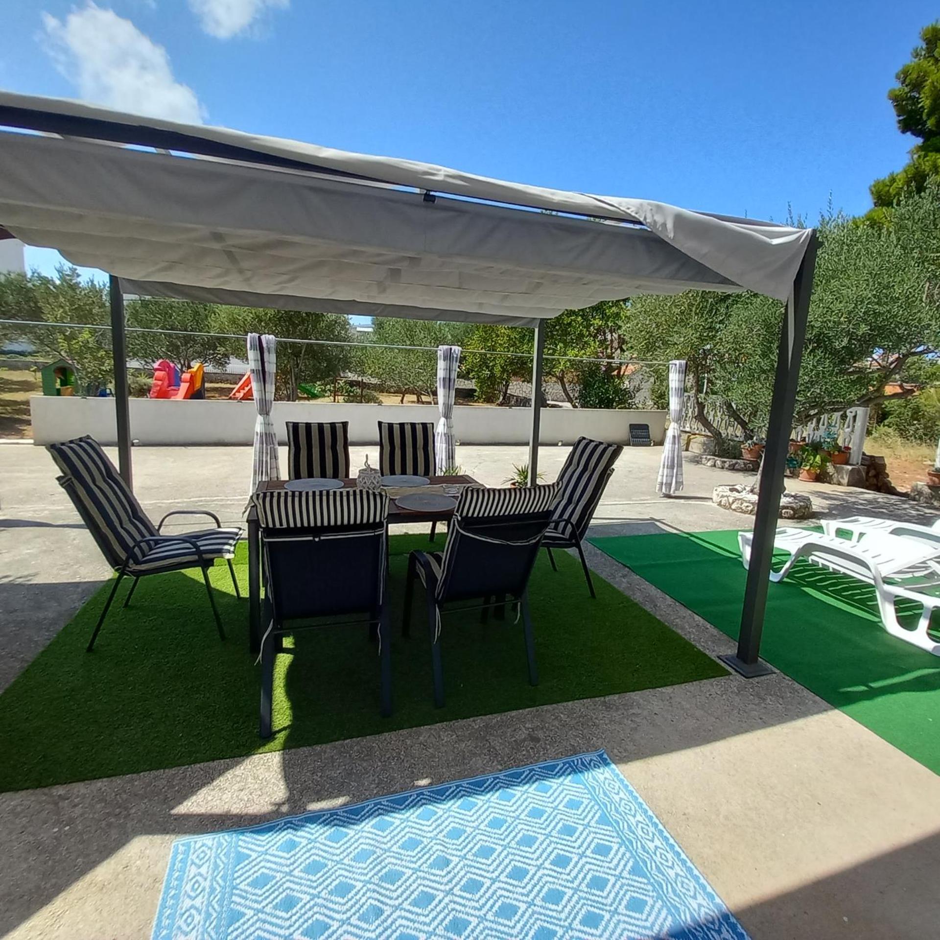 Apartment T&L Vir Luaran gambar